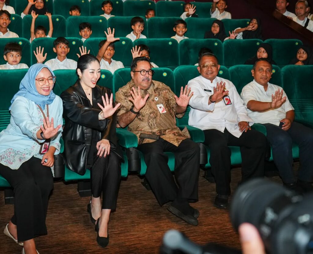 Nobar Istimewa Children of Heaven untuk Menyambut Hari Anak Nasional thank you for the collaboration @jxboard x @md entertainment nobar @childrenofheaven md untuk